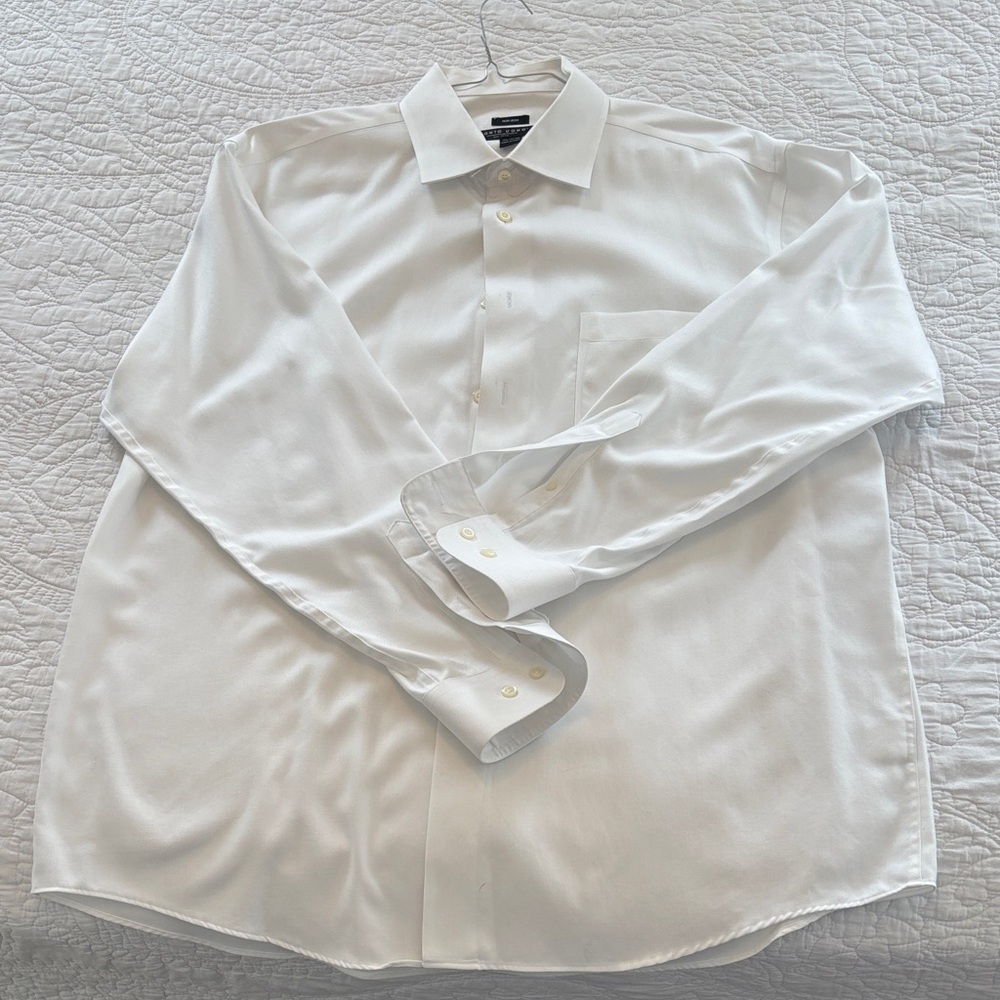 Pronto Uomo Elegant White Dress Shirt.   17.5, 34/35.